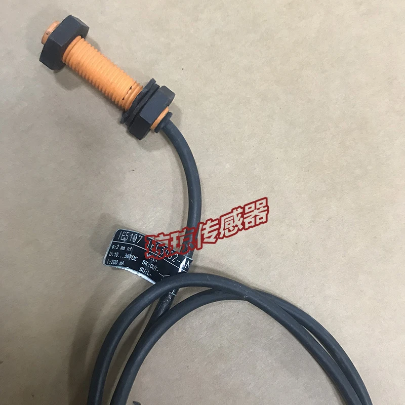 

Spot Germany, бесконтактный переключатель EFECTOR IE5107 IEC3002-ANOG