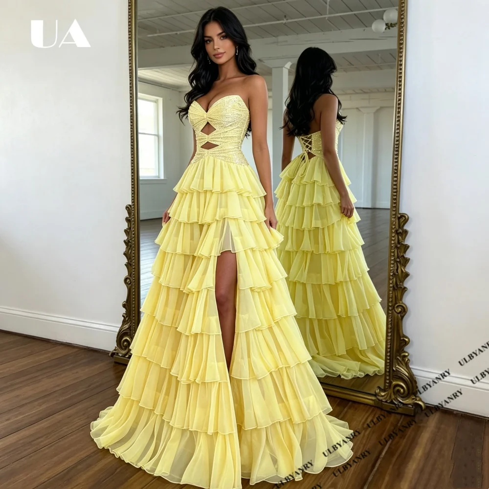 

Exquisite Strapless Embellished Tiered Ball Gown, Glamorous Sleeveless Cutout Prom Dress, Customized Floor-length Formal Dress
