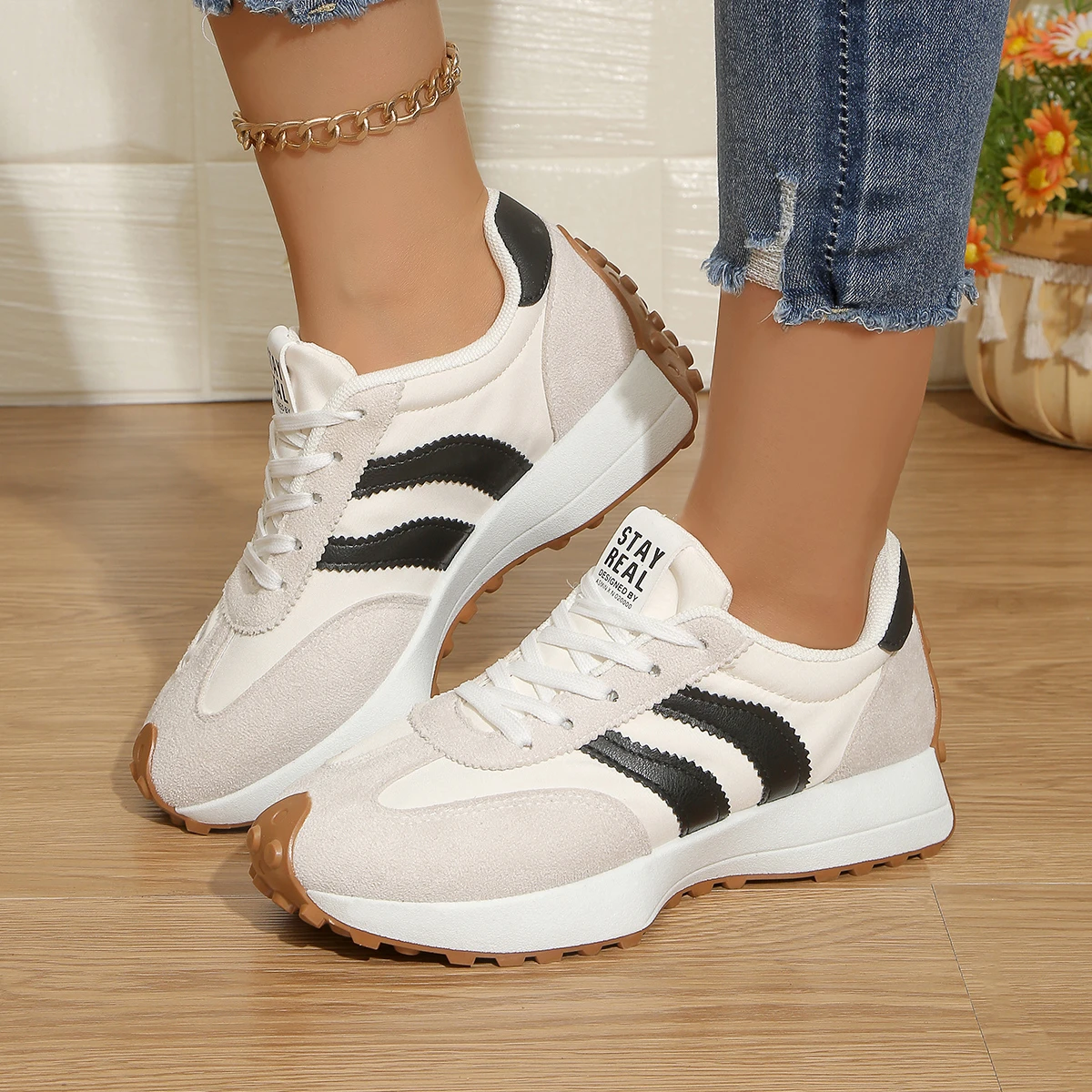 

Женские кроссовки: Новинка весны, повседневные, удобные, на плоской подошве, мягкие, трендовые, легкие, для активного отдыха