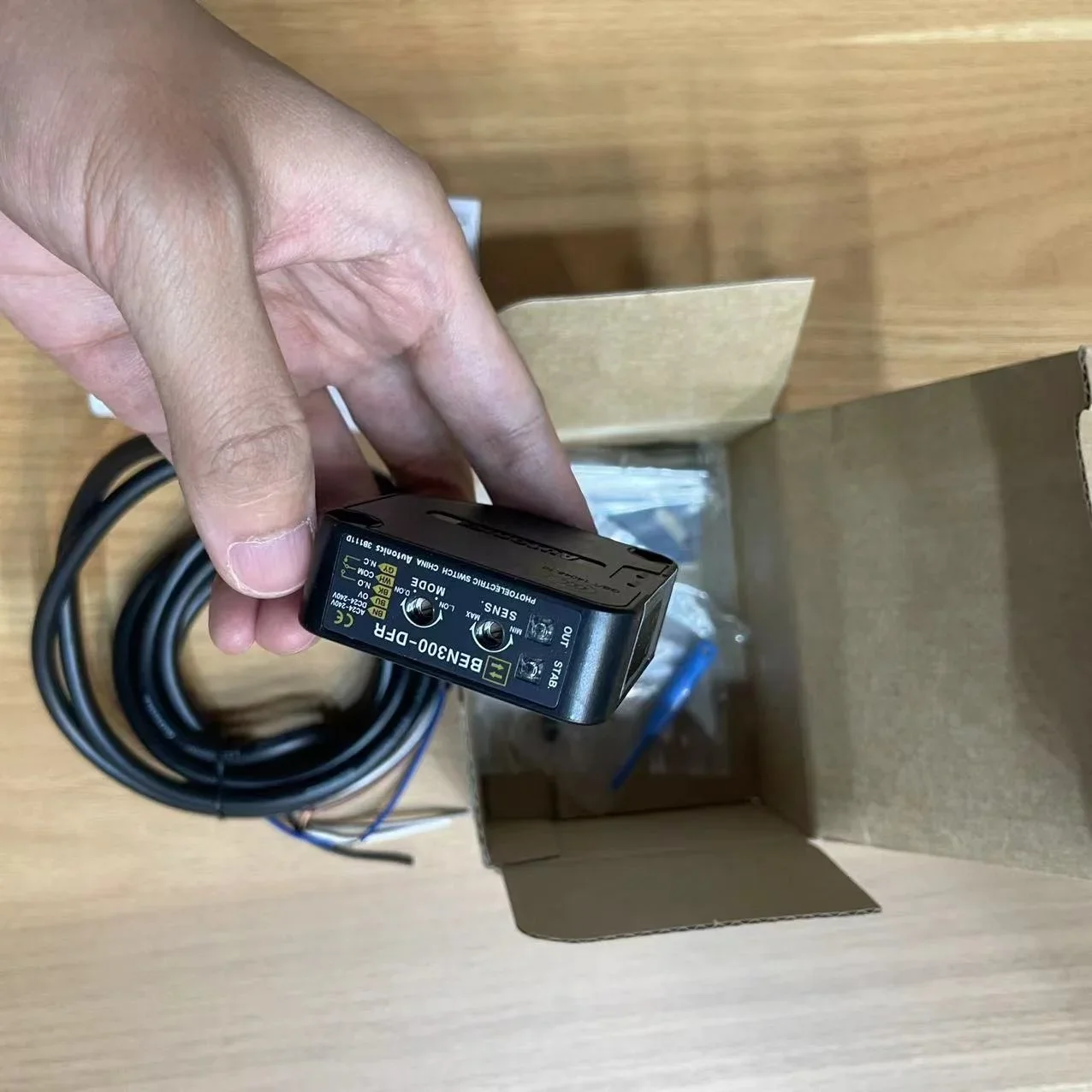 

Датчик Фотоэлектрического Переключателя BEN300-DFR Для Автоники