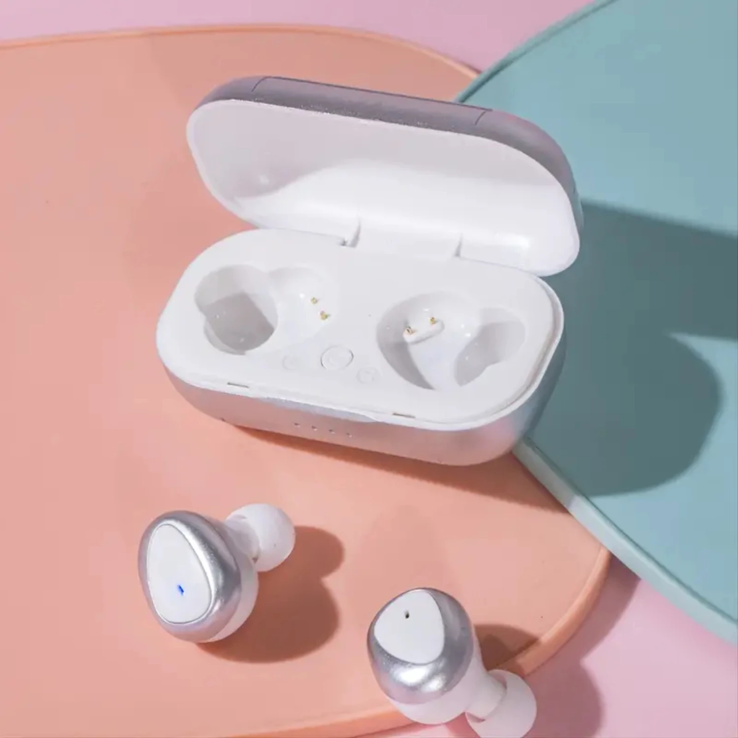 1pc TWS ヘッドフォン、強力な低音を備えたインイヤーワイヤレスイヤホン