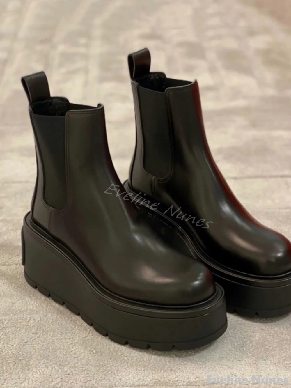 

Black Leather Stretch Boots Women Round Toe Height Increasing Thick Sole Slip On Chelsea Boots New Fashion Simple Mid-calf Boots