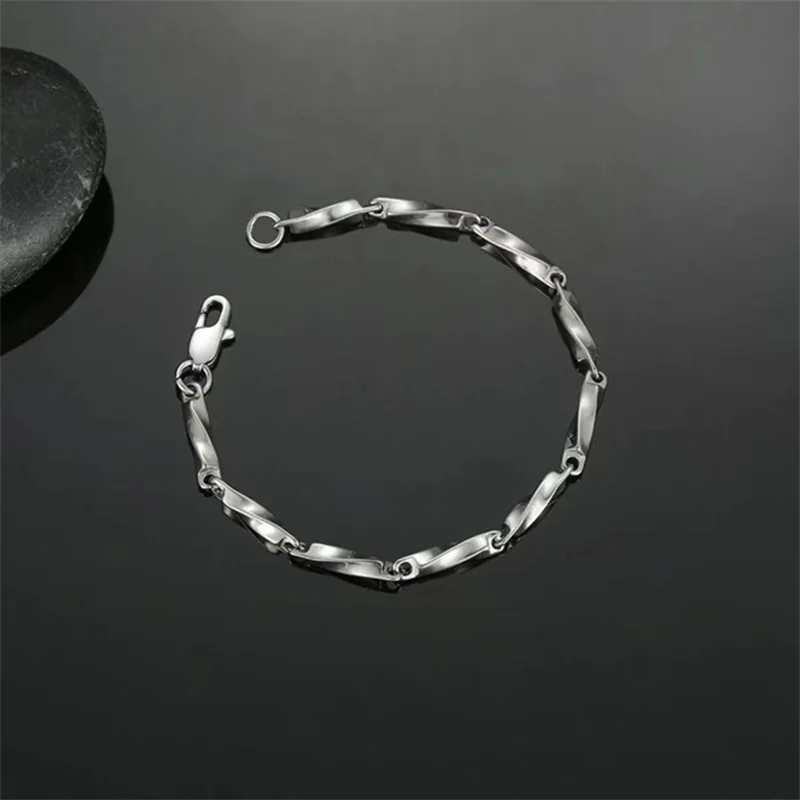 Twisted Chain Bracelets For Men Mobius Links Wristband Geometric Simple Basic Male Jewelry