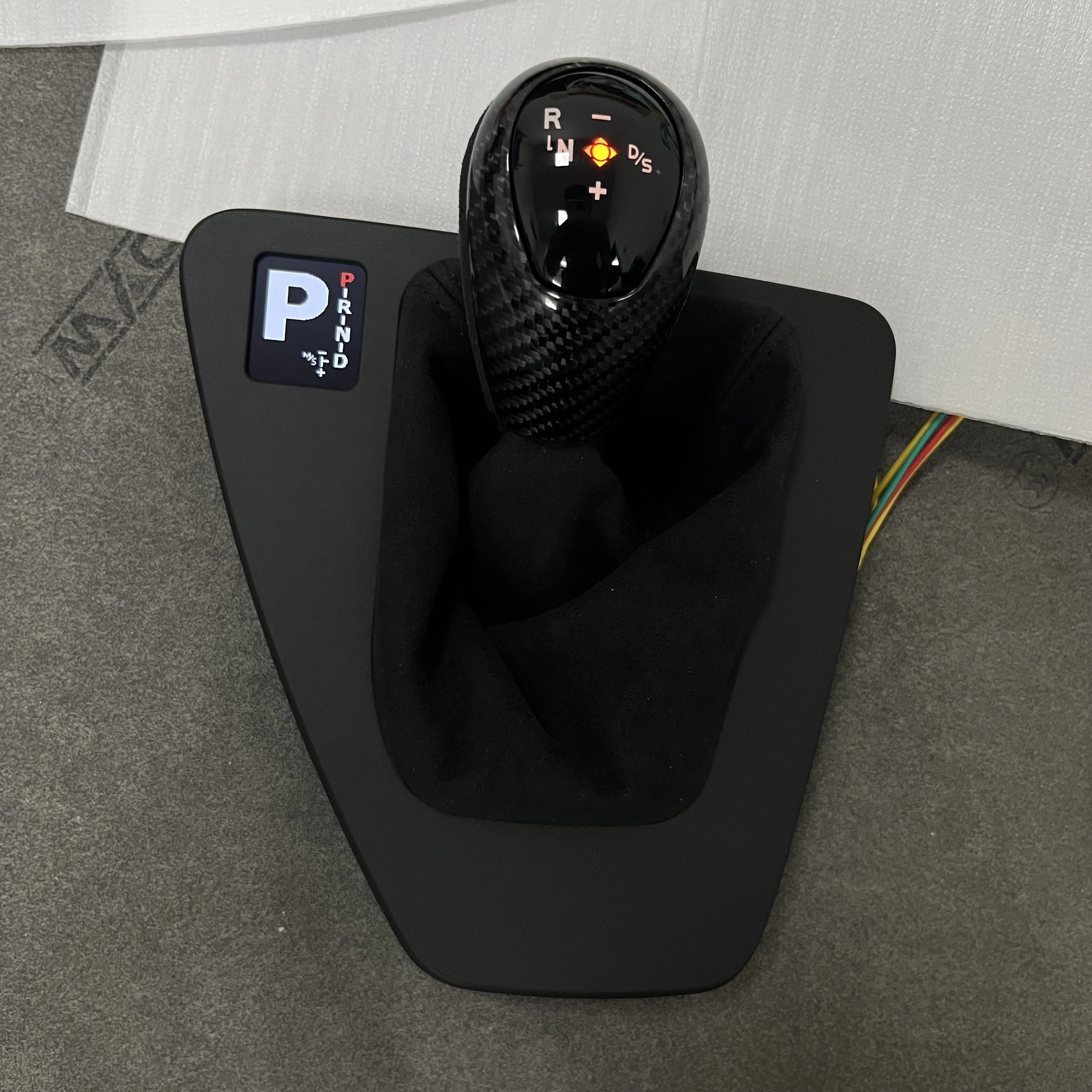 Suitable for BMW e90 e91 e92 e93 left rudder driving Upgrade m3 shift knob and led gear display screen
