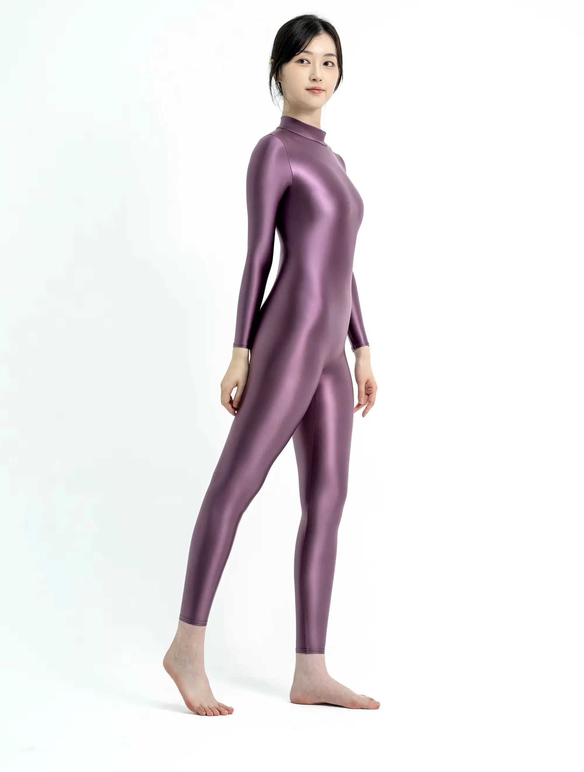 

XcloCKNYoung атласное масляное боди Сексуальное масляное боди с высоким воротом на молнии и длинными рукавами Узкие брюки для всего тела Шелковый купальник атласное глянцевое боди