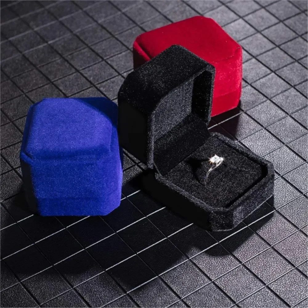 Wholesale Engagement Velvet Earring Ring Packaging Box Jewelry Organizer Valentine Day Gift Case Ring Display Holder Storage