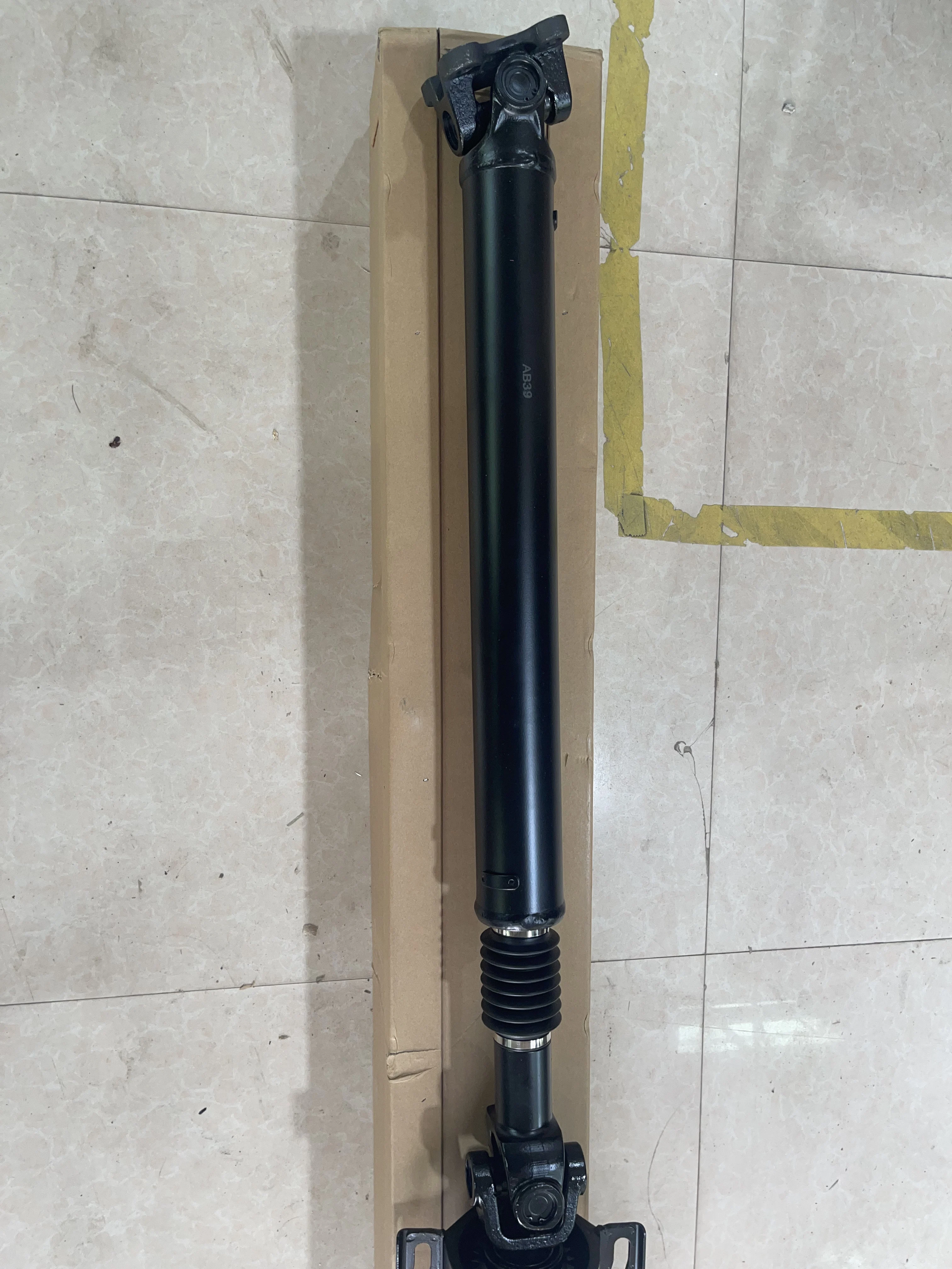 Hot Sell Auto Part EB3G4K145DE EB3Z4R602V 3043010 Right Rear Drive Shaft Shaft Drive for Ranger  (TKE) 3.2 TDCi 4x4 2011- view 2