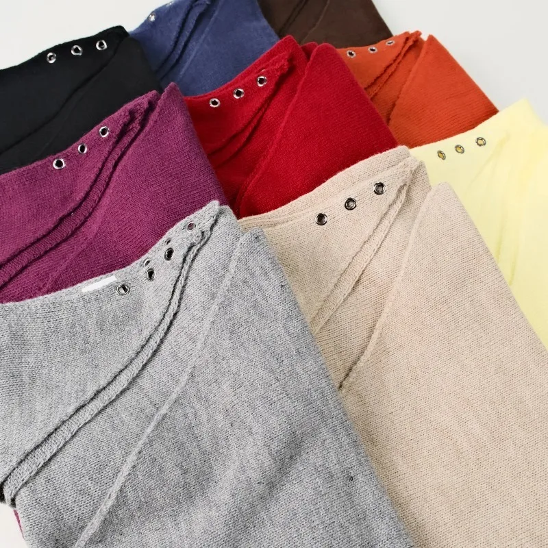 

Solid color wool blended large triangle scarf shawl, spring and autumn knitted scarf, high-end layering wear to keep warm