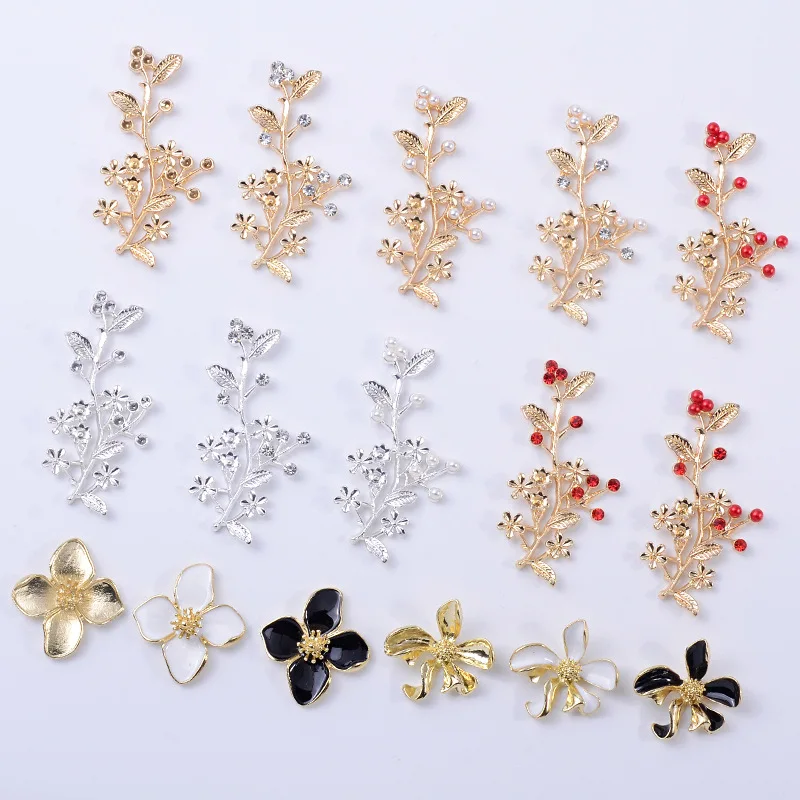 

Ancient style dripping oil four leaves five leaves petals alloy accessories inlaid with pearl rhinestones flower branches leaf m