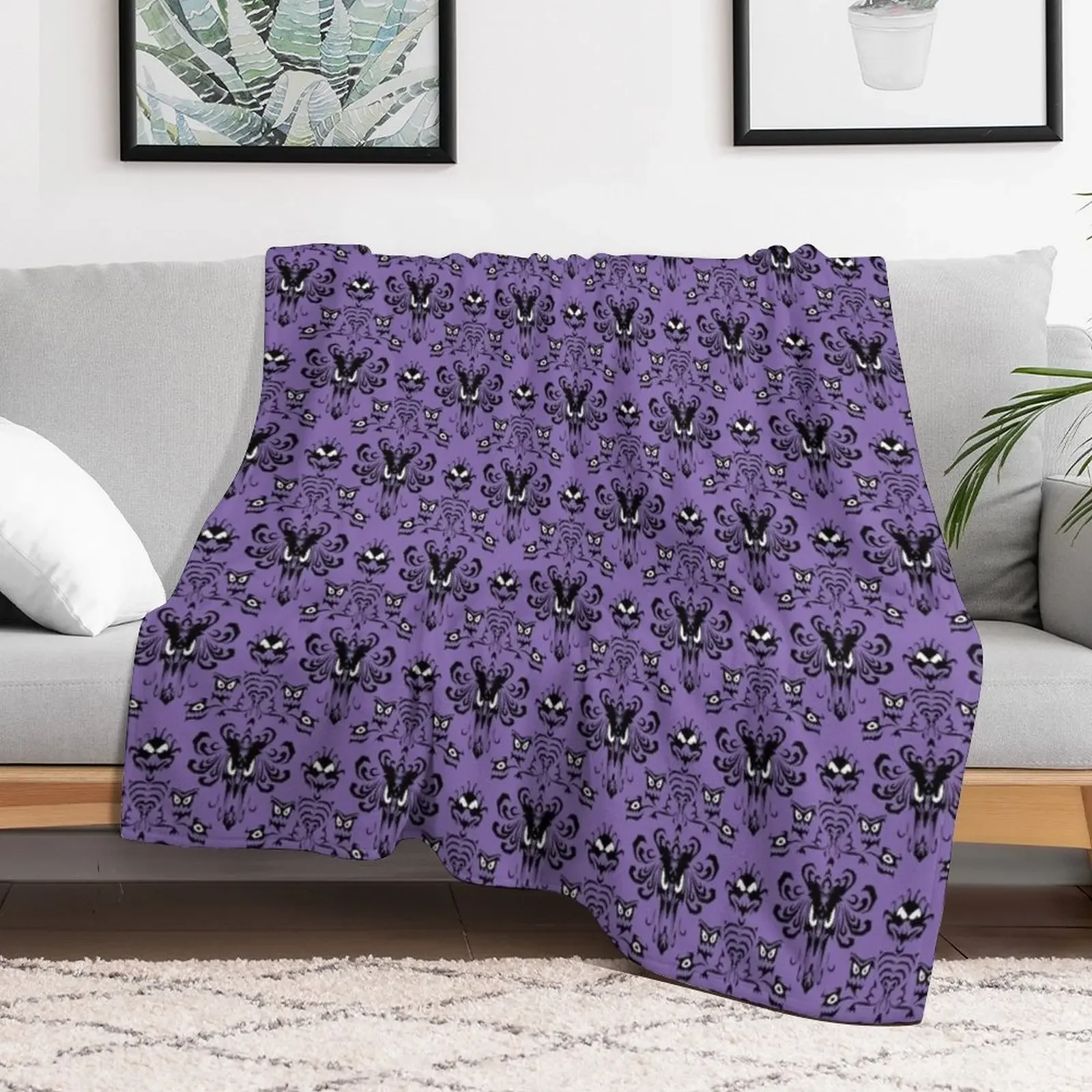 999 Happy Haunts Throw Blanket Thin Soft Blanket for Summer Night Sleeping
