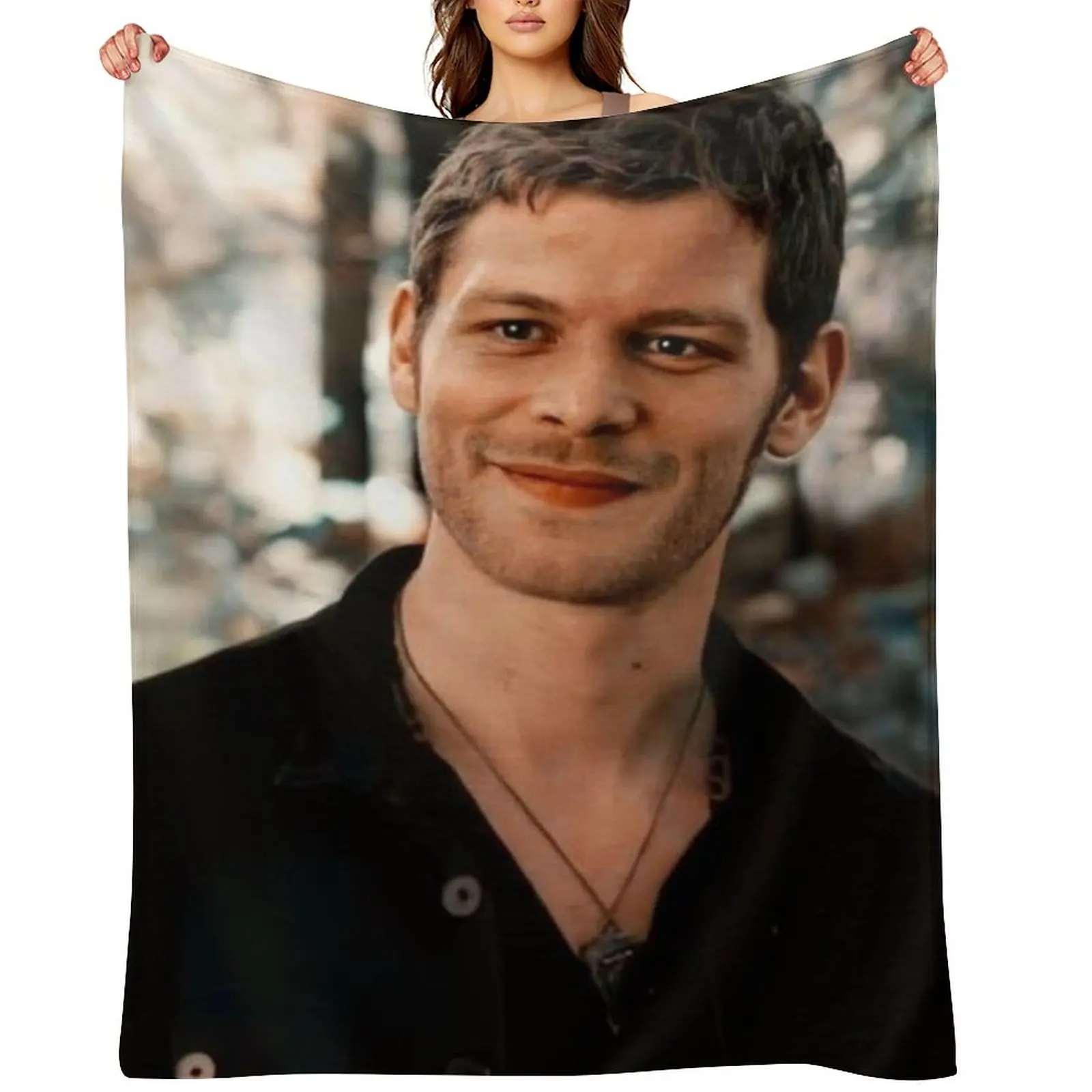 

Klaus Mikaelson Throw Blanket Comforter Sofa Loose Furry Blankets
