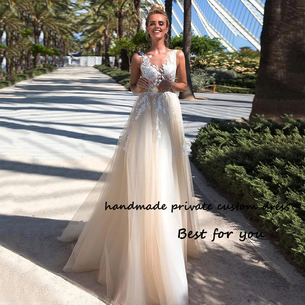 

Champagne Tulle Beach Wedding Dresses for Bride Lace Appliques V Neck A Line Bridal Gowns with Train