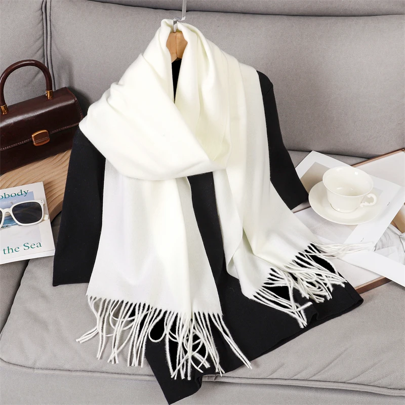 2025 Winter Warm Luxury Imitation Cashmere Scarves Solid color Fashion Shawl Wrap Ladies Blanket Foulard Pashmina Bandana Scraf