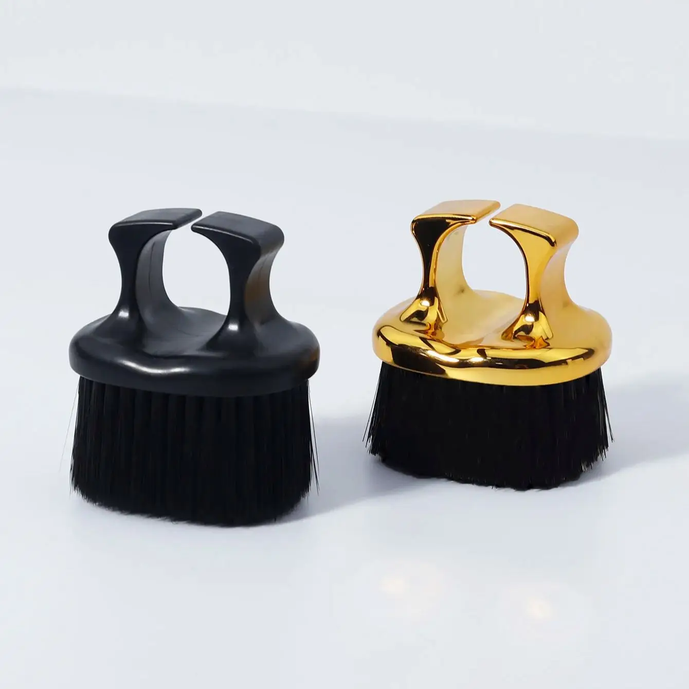 

Professional Soft Neck Duster Brush, Barber Facial Cleaning Tool for Removing Loose Hair from Neck, Special for real hair wigs