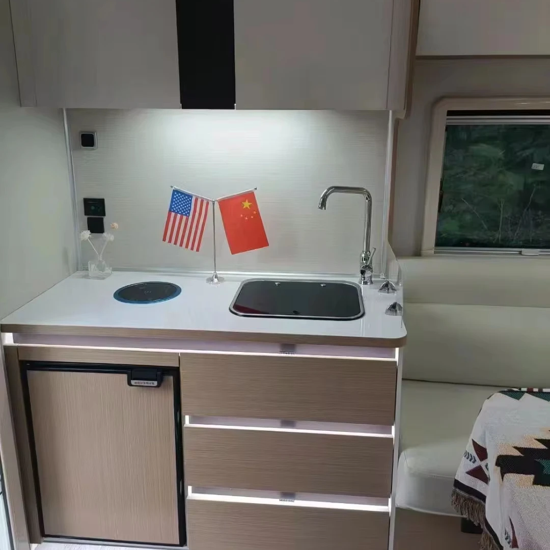 Hot Sale  Luxury Trailer RV New Camping Caravan Travel Trailer