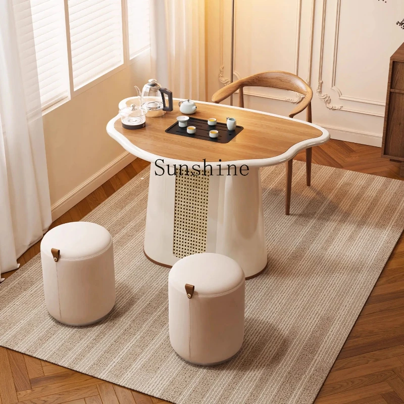 

Small apartment living room modern simple kettle integrated tea table and chair combination