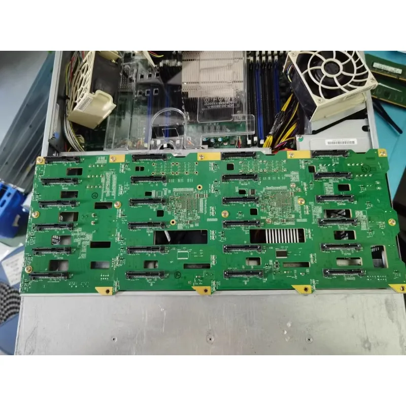 bpn-sas3-846el1 hard disk backplane 4u36 disk server backplane