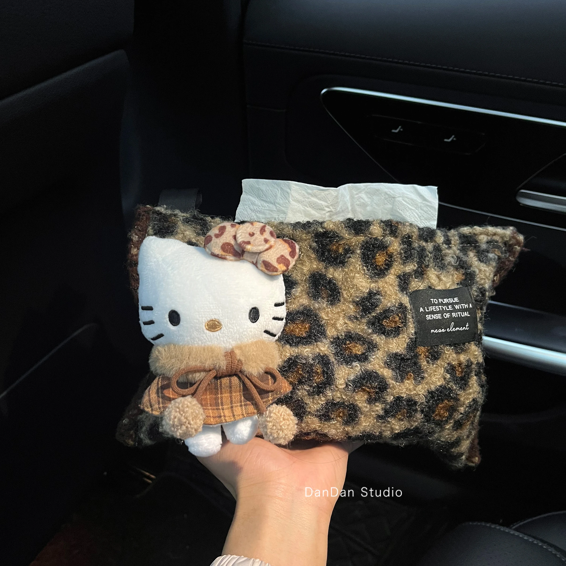 

Leopard Print Car Tissue Box Tissue Bag Car Paper Storage Boxes Interior Decoration Ornament Girls