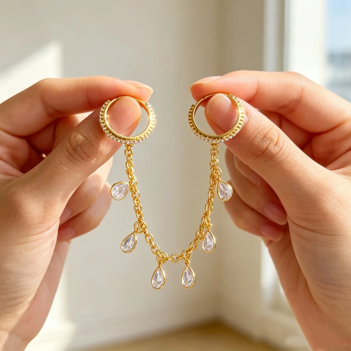 Anillos conectados con cadena para los dedos, estilo único, brillante, con circonita en forma de gota de agua, para mujeres y hombres, joyería minimalista geométrica con forma de lágrima.