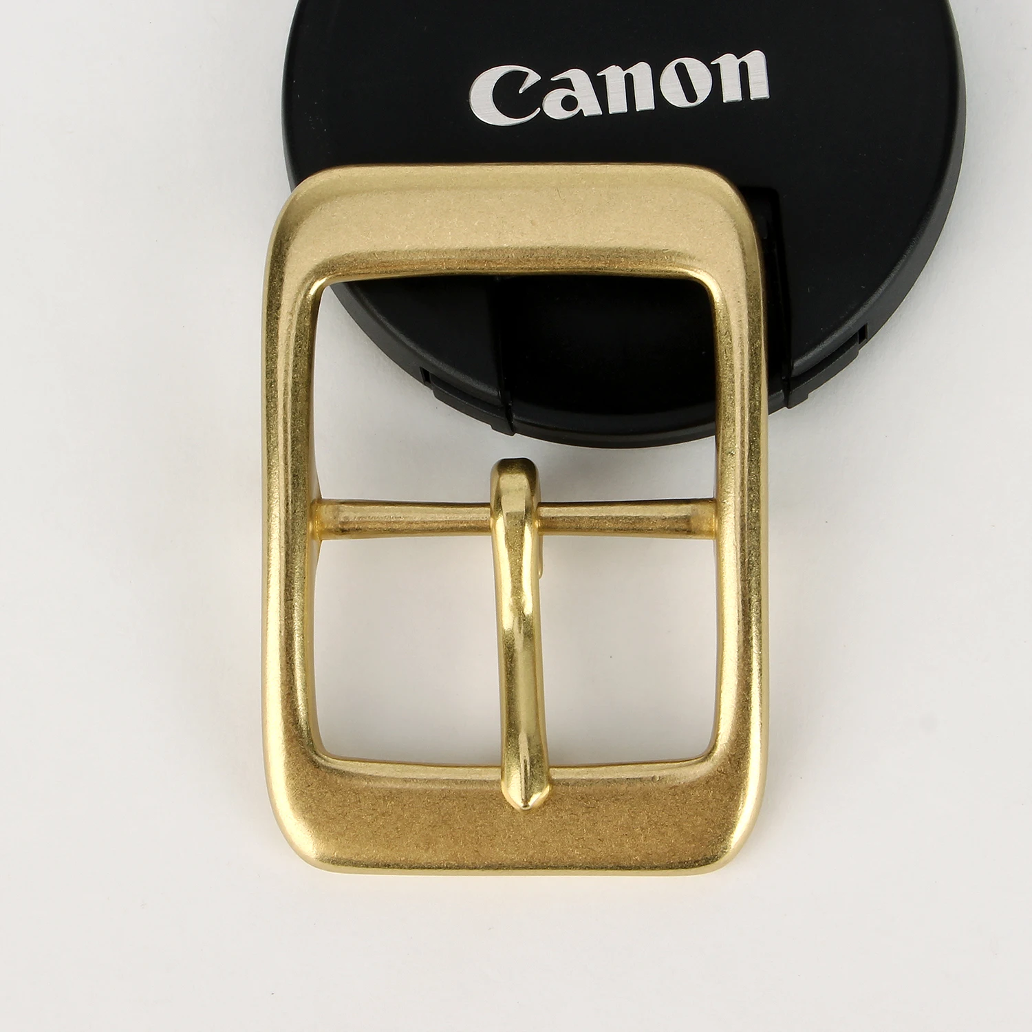 1 قطعة الصلبة النحاس 40 مللي متر حزام أبازيم النحاس النقي الرجال زنار رئيس دبوس واحد مشبك الجينز الإكسسوار DIY بها بنفسك الجينز اكسسوارات