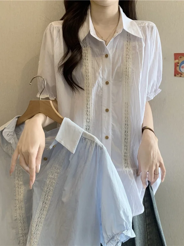 

Элегантная женская блузка с кружевной отделкой и коротким рукавом, больших размеров, модный утягивающий топ в корейском стиле, свободного кроя, дышащая, приятная к телу