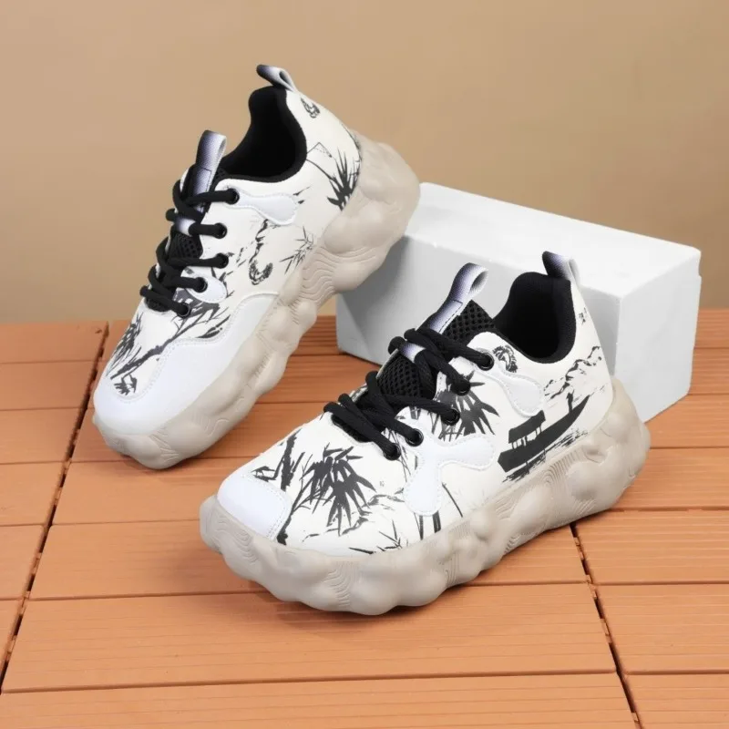 

2025 New Running Shoes Unisex Anti Slip Outdoor Sports Shoe Men Women Designer Walking Sneakers Couples Athletic Shoe