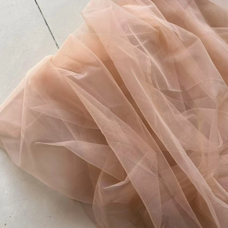 البني عارية رمادي لينة تول النسيج الزفاف الاحتفال الستار الملابس شبكة تخطيط كرسي الظهر الغزل توتو DIY بها بنفسك مواد الخياطة