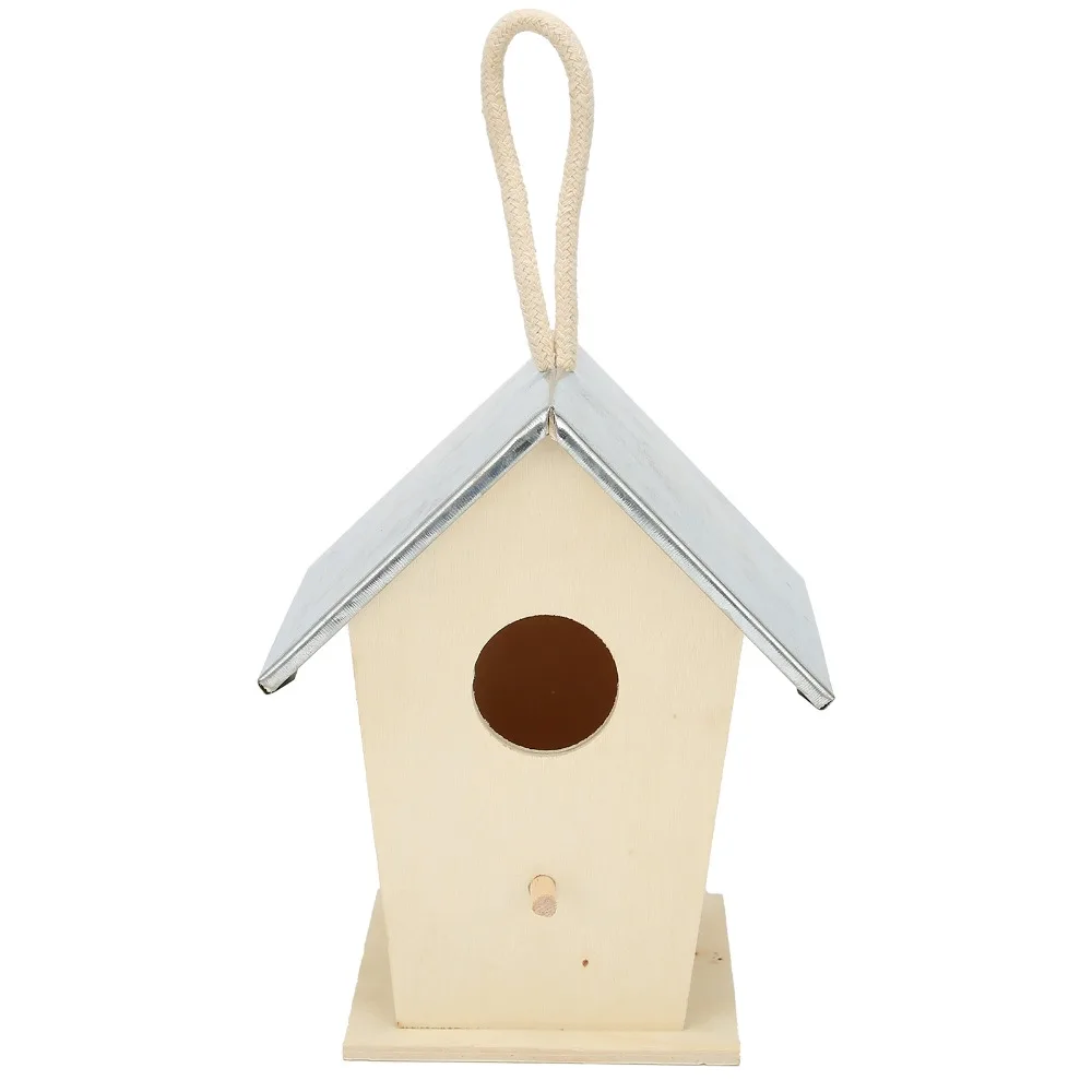 Galvanized Iron Top Wooden Bird House Built-in Perch Peg Sloped Roof Design Hanging Birdhouse Wood Panel Frame Suspension Setup