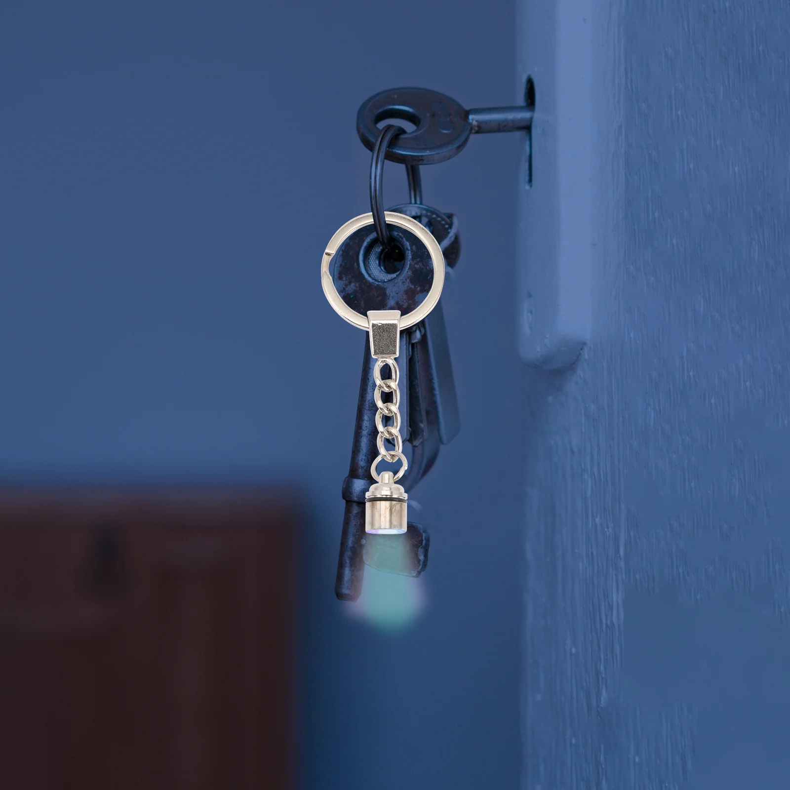 

10Pcs LED Mini Keychain Portable Key Chain Tiny Key Ring Light for Outdoor Camping Emergency Dog Walking LED Flashlight Keychain