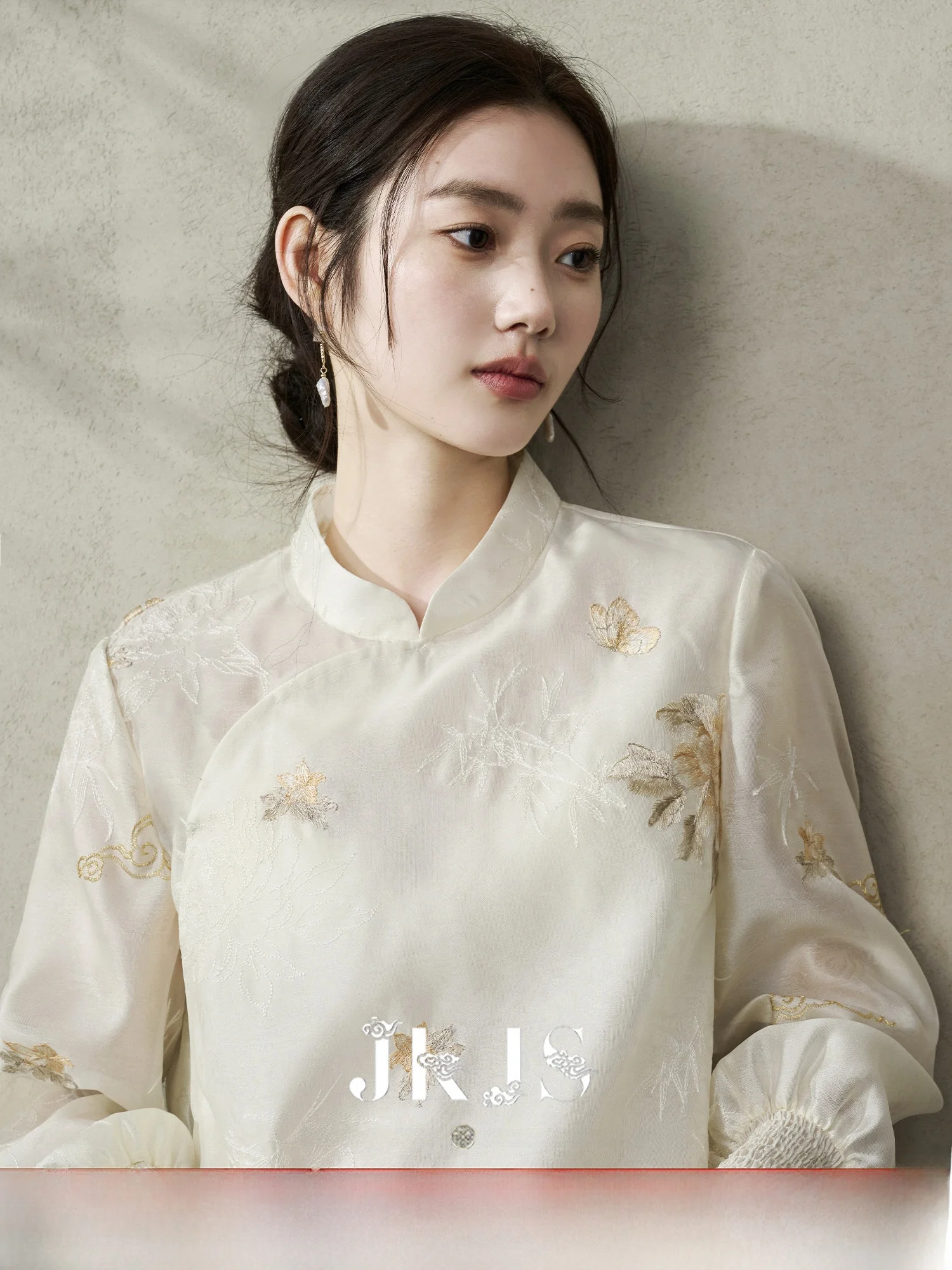 

Женская вышитая блузка Ele с маленьким воротником, роскошная, свободного кроя, с длинными рукавами, с цветочным принтом, из полиэстеровой смеси