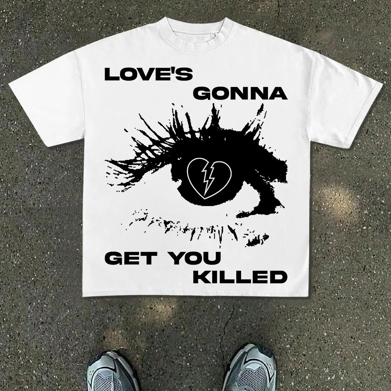 Men's New Loose-Fit Short-Sleeve T-Shirt Featuring a Paint-Splatter Texture and Shattered Lightning Heart Graphic