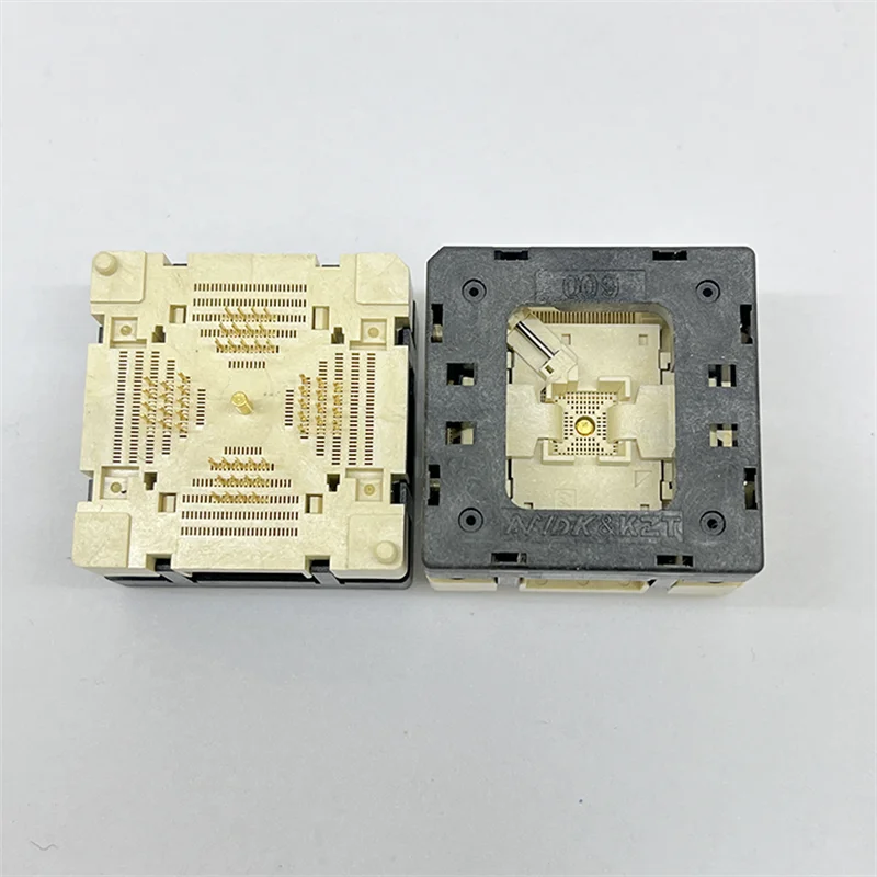 

QFN52 Electronic device socket Programmer Adapter Socket 0.5mm IC PIN PITCH Prise Size 68X8mm Socket Converter Module