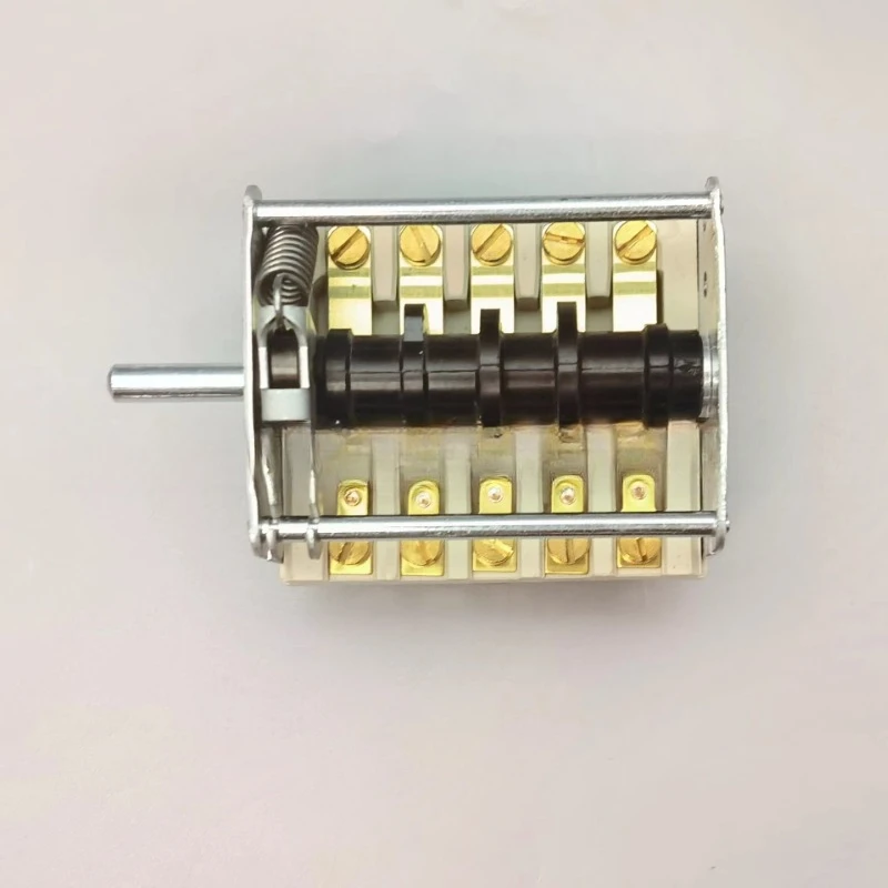 Marine 500V/16A Gear Switch Section Switch 43.24216.000