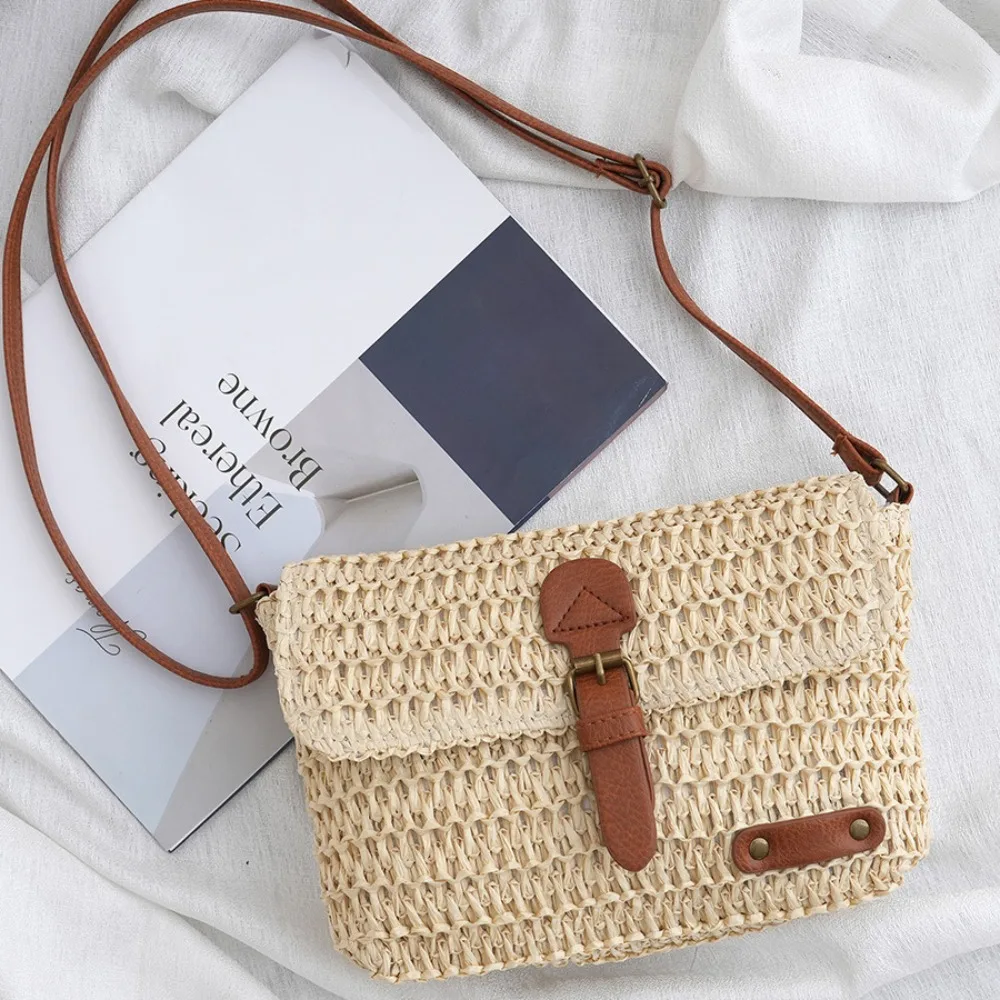 Large Capacity Woven Straw Crossbody Bag Grass Hollow Out Retro Messenger Bag Simple PU Leather Buckle Summer Beach Bag Beach