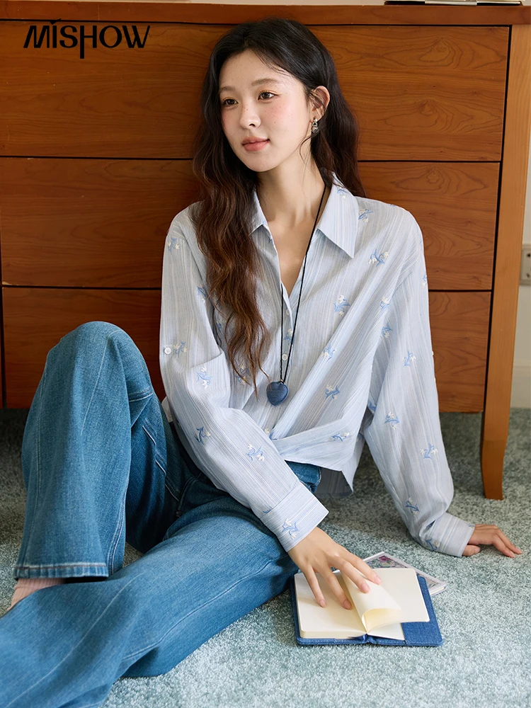 MISHOW 여성용 긴팔 셔츠 2025 가을 레트로 블루 싱글 브레스티드 블라우스 플로럴 자수 캐주얼 탑 MXE45X2495