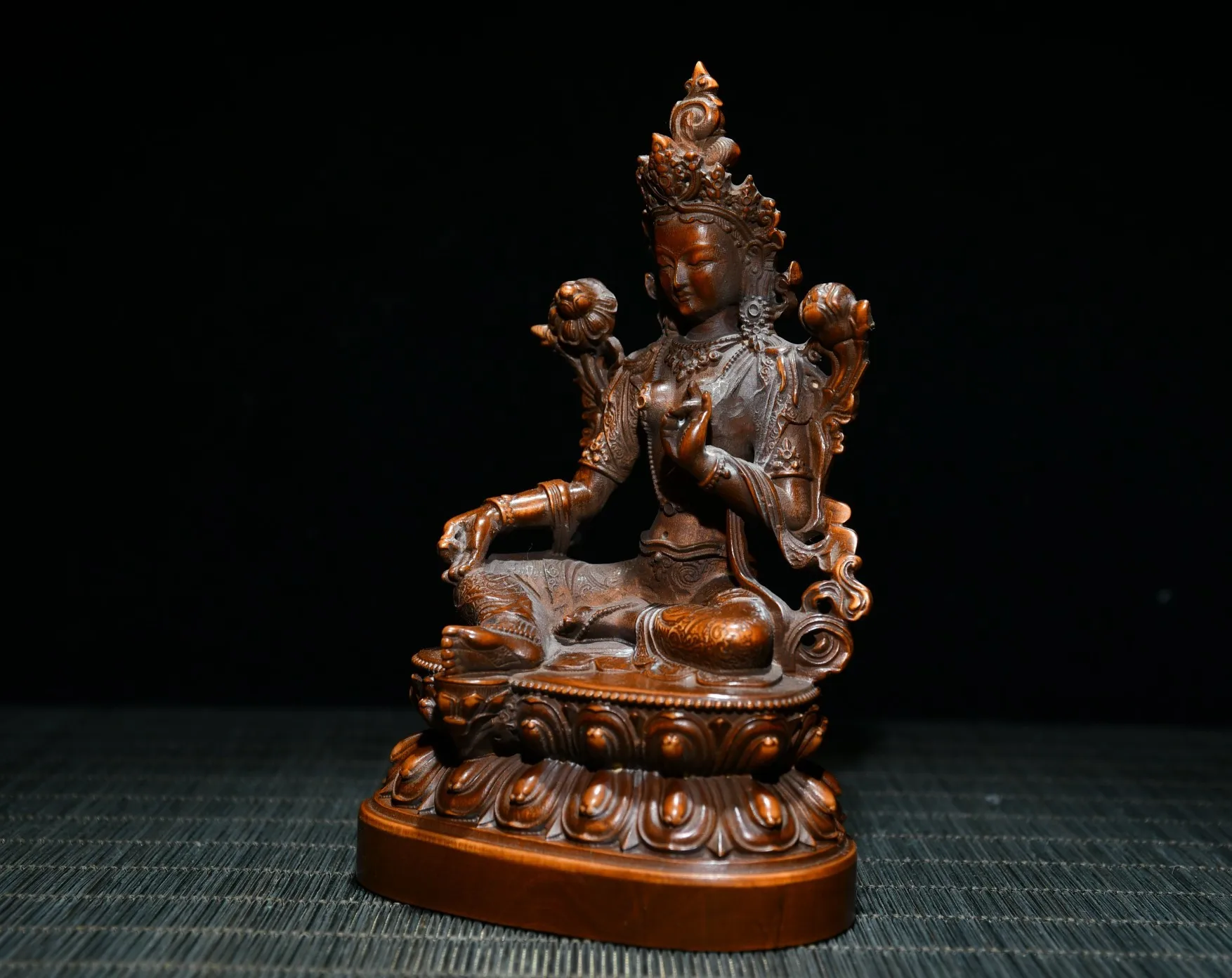 Green Tara Statue Esoteric Buddhism Avalokitesvara Buddha Statue Decoration Small Statue Desktop Handmade Wood Carving Crafts