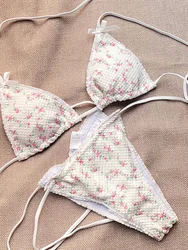 Miyouj çiçek baskı Bikini seti beyaz renk mayo kadınlar seksi Bikini mikro tanga bandaj Beachwear üçgen mayo Biquini