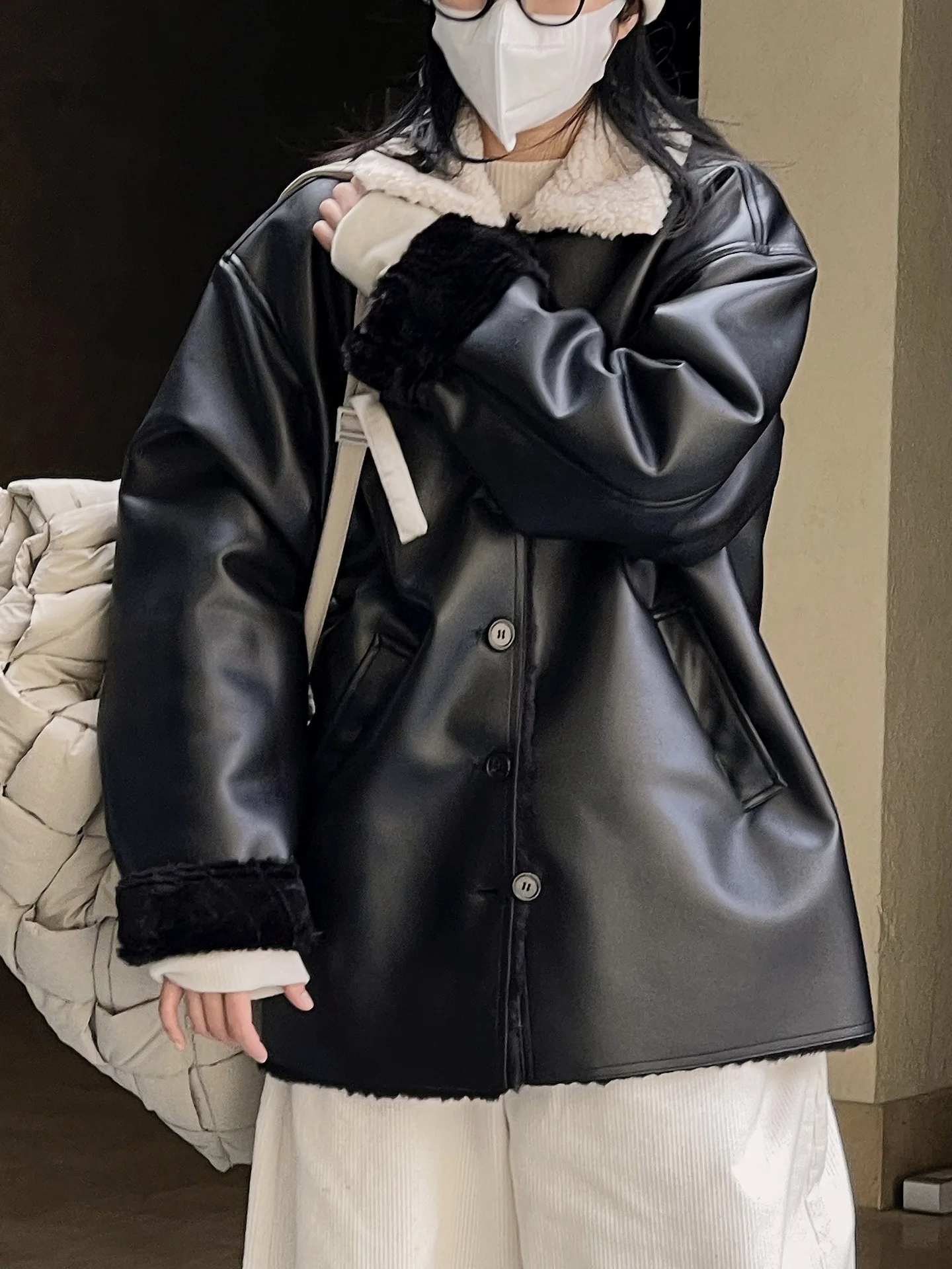 Winter Women\'s Stylish Retro Style Solid Collar Long Sleeve Loose Fur One Piece Jacket Coat