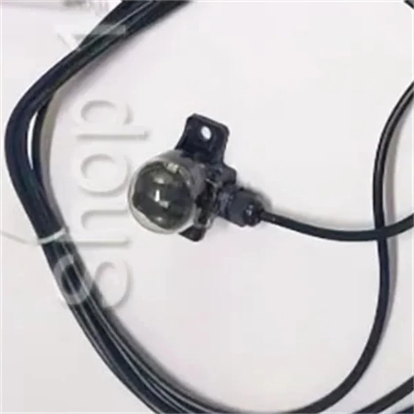 Solar Tracking Azimuth Detection Head Detects Solar Azimuth Through Dual Detection Of Inner And Outer Rings