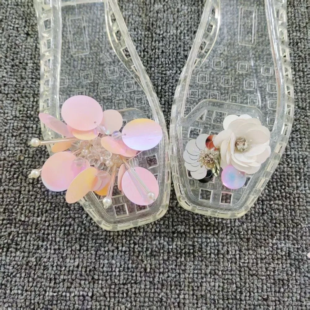 PVC Material Shoe Charms Transparent String Hole Design Shoe Buckle Detachable Seaweed Bead Bead Chain Sandals Decoration