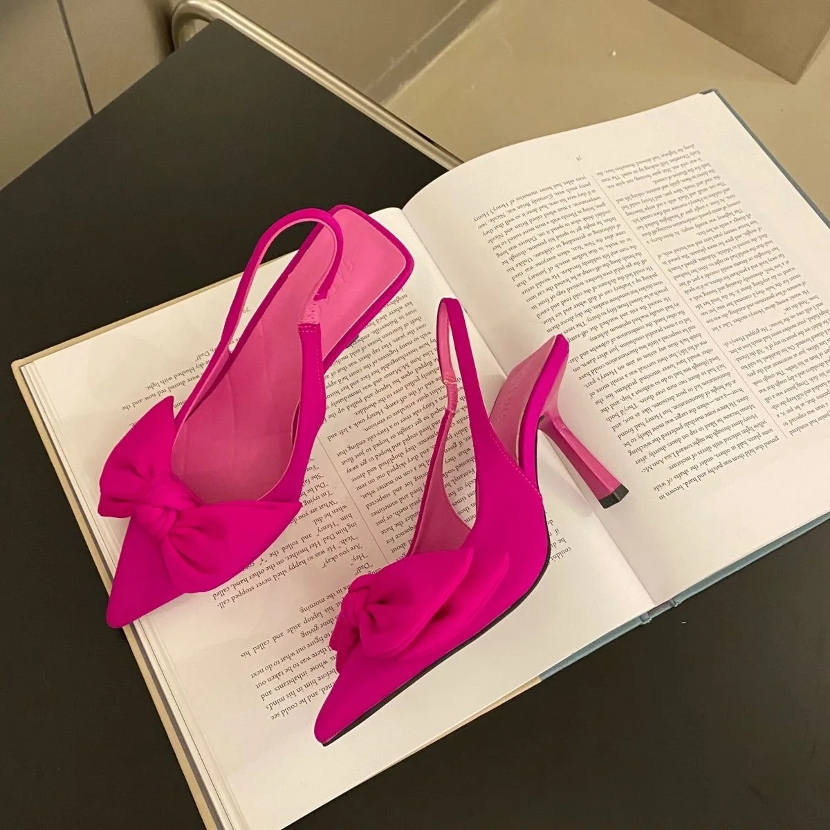 

Women Shoes Spring New Style Butterfly Knot Women Slingbacks Heel Shoes Sexy Dress Thin Heel Pointed Toe Ladies High Heels Women