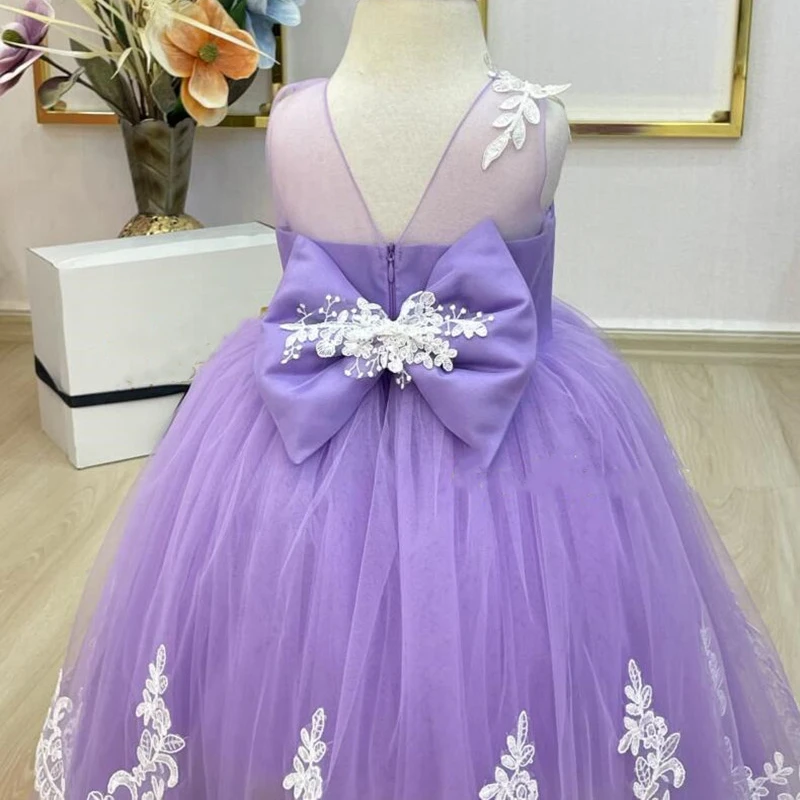 Cute Pink Lace Appliques Kids Flower Girl Dresses O Neck Bow Sleeveless Tiered Tulle Birthday Prom Wedding Gowns with Train