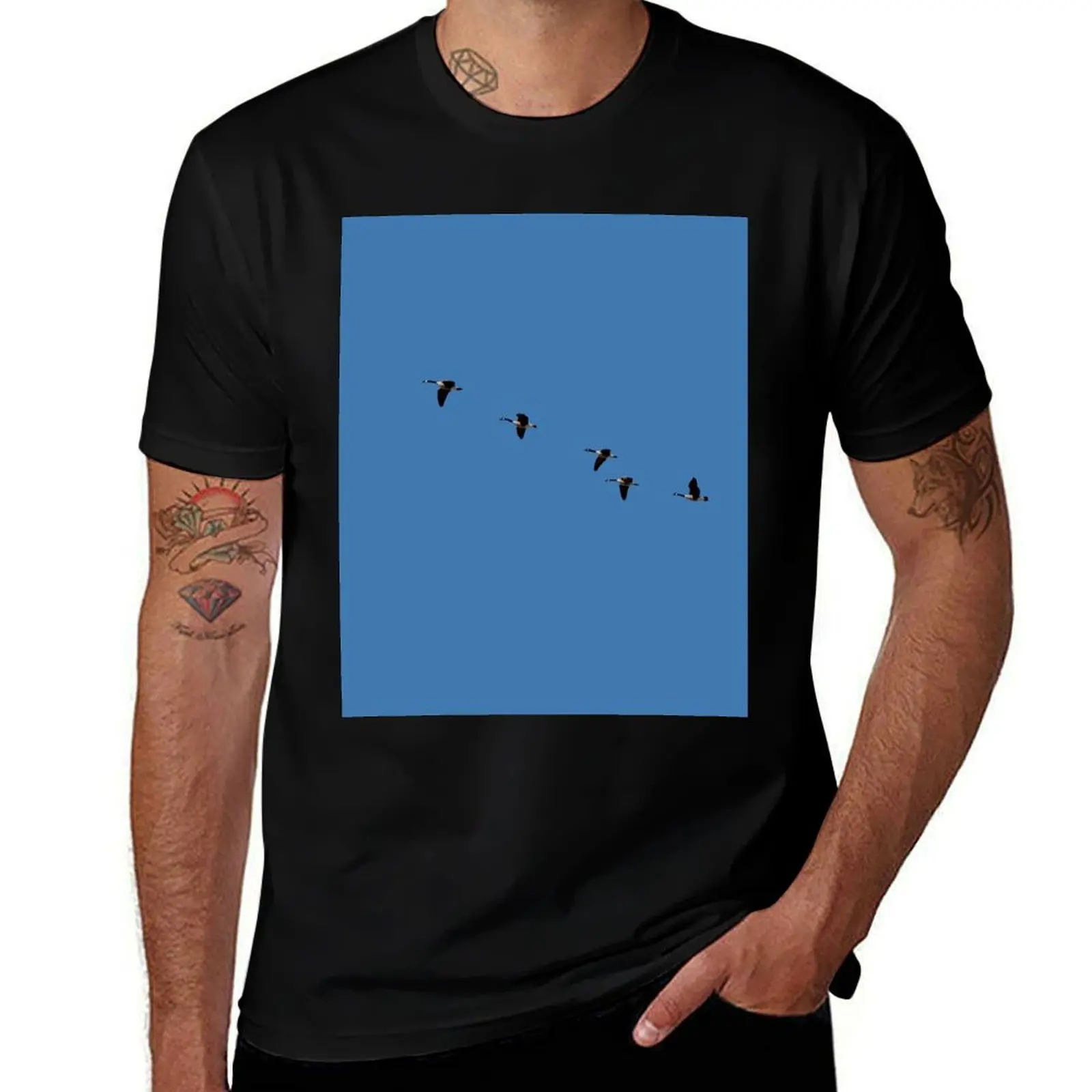 Canada Geese in Flight T-Shirt Gym Wear Breathable Short Sleeve Tee T-Shirt