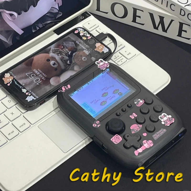 

Kt Power Bank Мини Портативная Ретро Портативная Игровая Консоль Мягкий Свет Цветной Экран Kawaii Игровая Консоль День Рождения Валентина Игрушка Gif