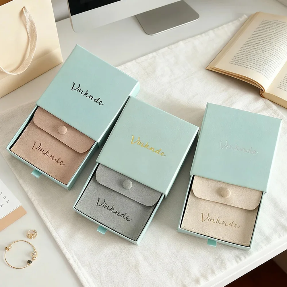 

Пользовательский синий картонный выдвижной ящик для ювелирных изделий, кольцо, серьги, ожерелье, браслет, бумажная упаковочная коробка для ювелирных изделий с сумкой на пуговицах