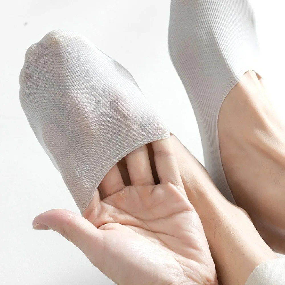 Kaus kaki Anti selip untuk pria, kaus kaki perahu nyaman Anti selip, kaus kaki tidak terlihat berbentuk tabung rendah untuk musim panas