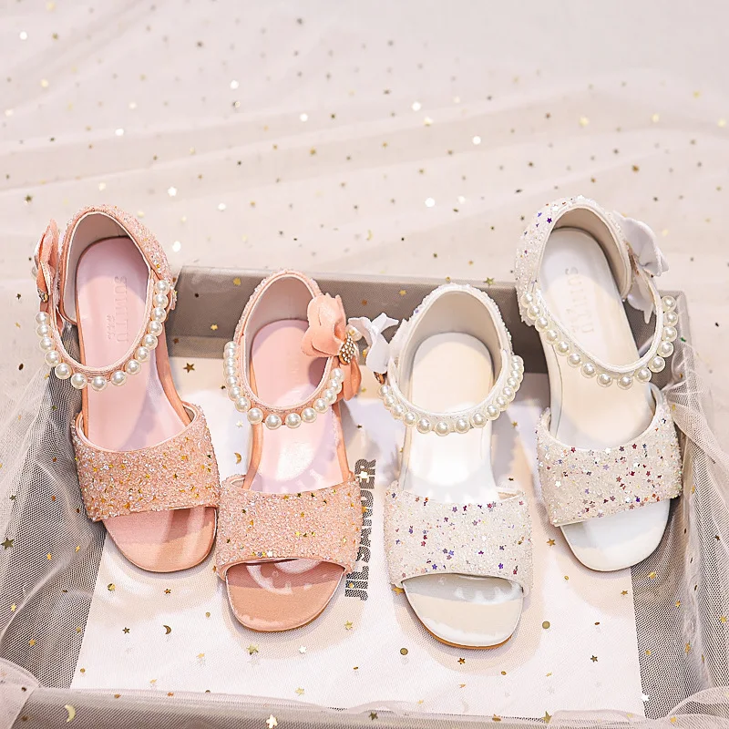 Girls Sandals 2023 Summer Toddler Kids Shoes Fashion Brand Princess Dress Party Middle Heel Flats Bow Pearl Glitter Soft Sole