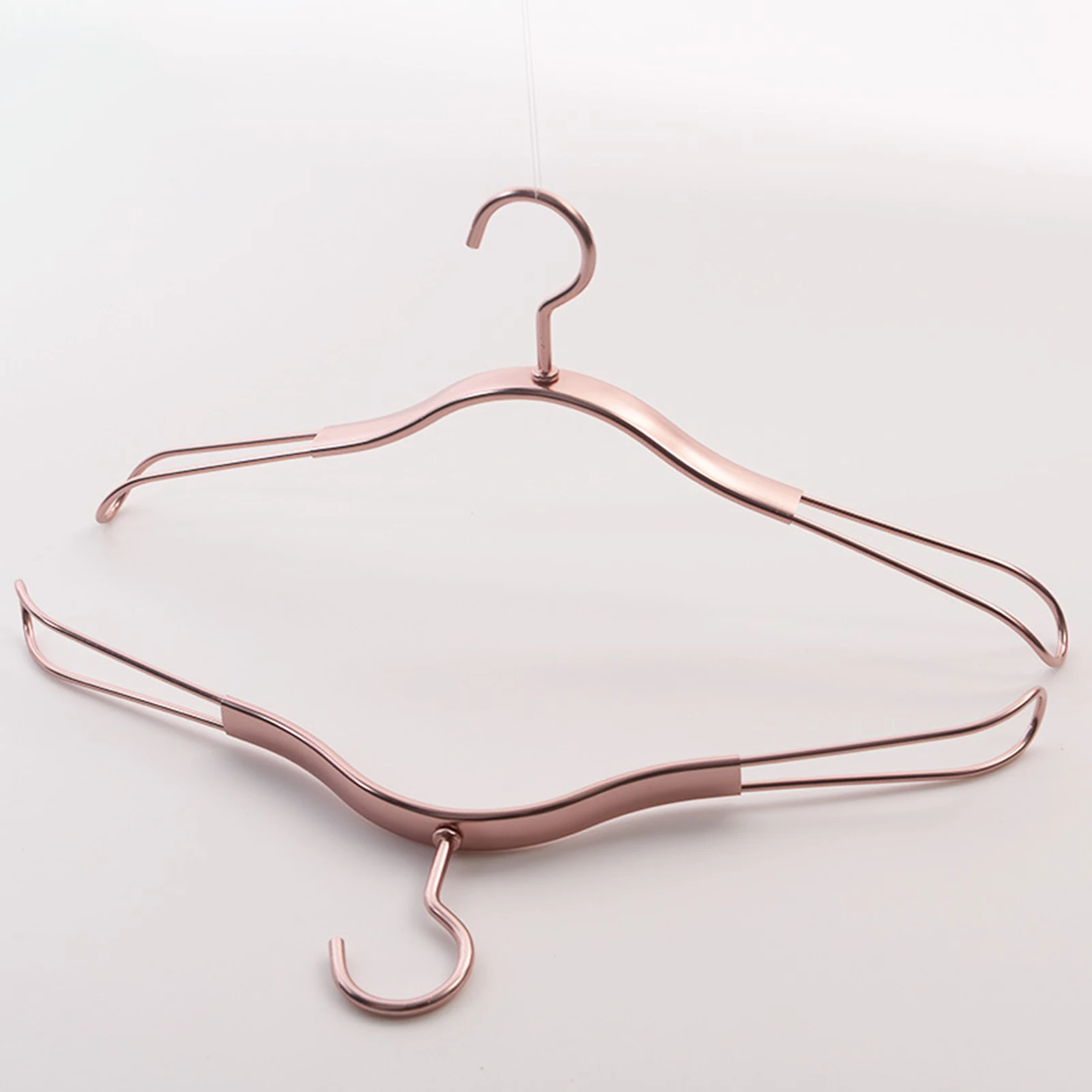 Wardrobe Clothes Organizer Hanger Wide Shoulder Metal Hangers for Coats Jeans Trousers Sweater