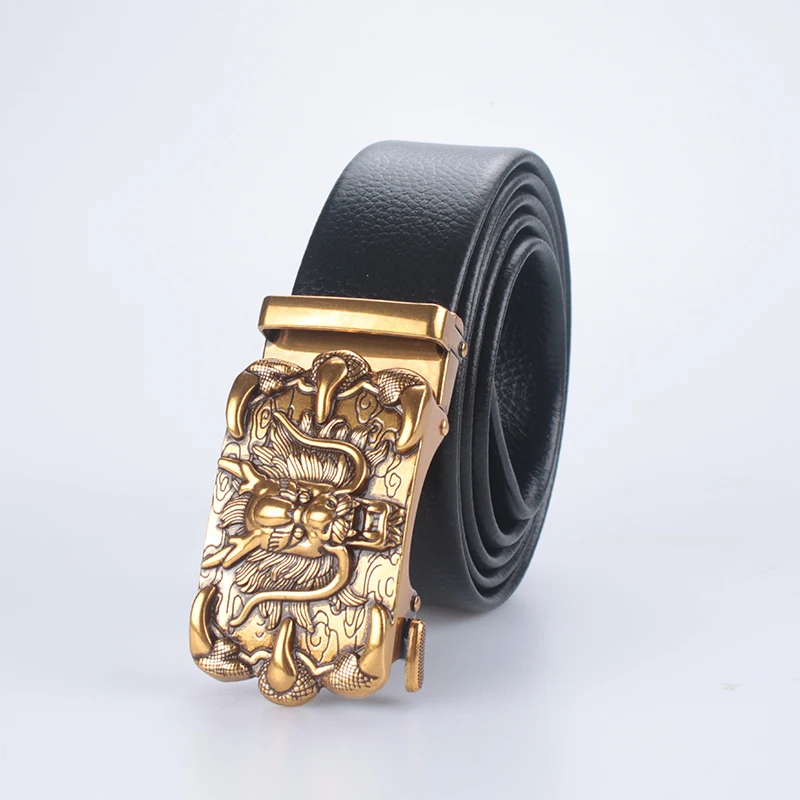 ZLD เข็มขัดหนังอัลลอยดีไซน์มังกรทองสำหรับผู้ชายเข็มขัดหนัง PU แฟชั่นกางเกงยีนส์และกางเกงลำลอง
