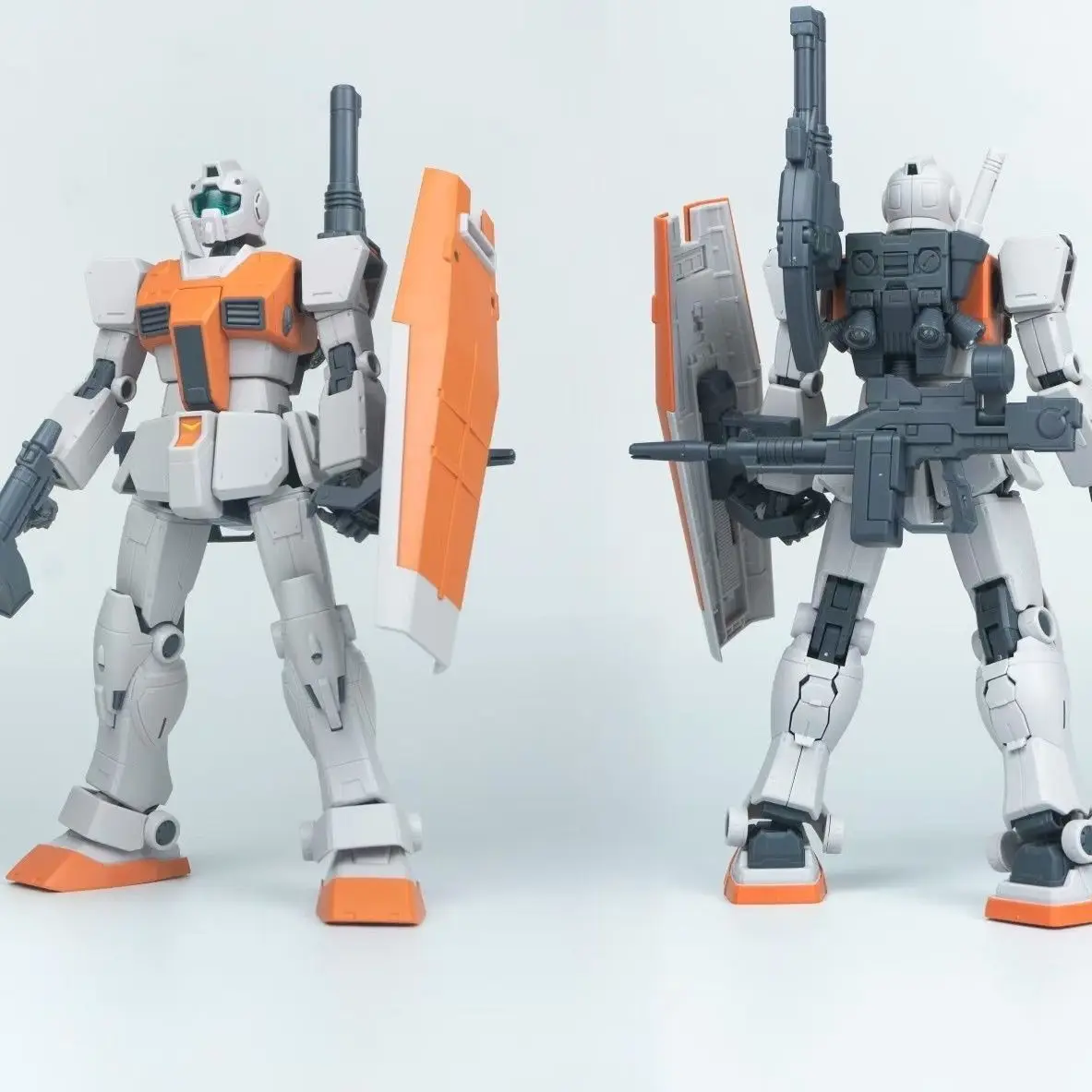 En Stock Fangdajing 1/72 Kit de modelo de montaje Zaku Ii Gto tipo C-6/R6 Ms-06c-6/R6 figuras de acción Robot modelo de plástico juguetes para niños